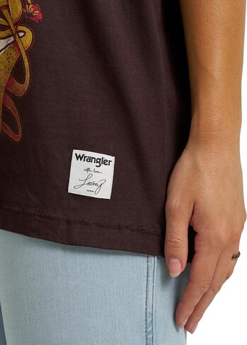 تي شيرت Wrangler Lainey Wilson Keep On Keep On in Kuwait