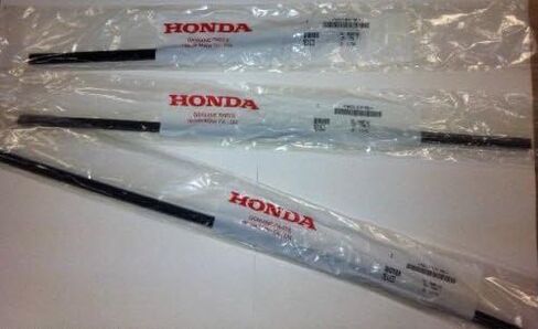 مجموعة ممسحة مطاطية أصلية من OEM Honda 2013-2014 Crosstour أمامية وخلفية in Saudi Arabia