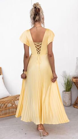 Fanciest Pleated Satin Bridesmaid Dresses Short Sleeve V-Neck Formal Evening Party Dress in Saudi Arabia