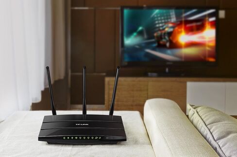 راوتر TP-LINK Archer C7 AC1750 ثنائي النطاق AC جيجابت لاسلكي، 2.4 جيجا هرتز 450 ميجا بت في الثانية + 5 جيجا هرتز 1300 ميجا بت في الثانية، 2 منفذ USB، IPv6، شبكة الضيوف (متجدد) in Saudi Arabia