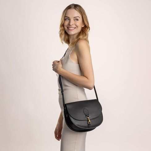 حقيبة يد من الجلد الطبيعي من Gusti - محفظة جلدية من Wiebke للنساء، حقيبة كتف تمر بالجسم مع حزام قابل للتعديل، إغلاق آمن in Kuwait