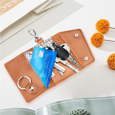 محفظة جلدية للمفاتيح، حامل مفاتيح على شكل سلسلة مفاتيح مع 6 خطافات مشبكية للتعليق، حامل بطاقات لحمل العملات المعدنية للجنسين in Kuwait