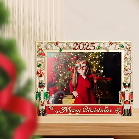 إطار صورة LARAINE مقاس 5 × 7 معدني 2024 لجندي كسارة البندق لعيد الميلاد عالي الوضوح صور عرض زجاجية لسطح الطاولة ديكور المنزل هدية العطلة (فضي) in Kuwait