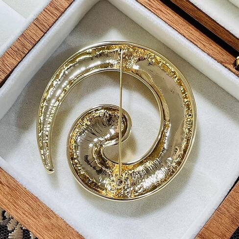 Spiral Brooch for Women Gold Chunky Swirl Pin Silver Spiral Statement Brooches Minimalist Brooches Pins Fashion Statement Jewelry Accessories in Saudi Arabia