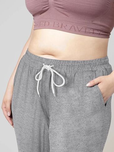 TIYOMI حجم كبير Sweatpants للنساء تشغيل السراويل عالية الخصر الركض صالة السراويل مع جيوب XL-5XL in Kuwait