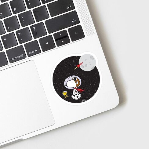 ملصق CafePress Space Snoopy صغير مقطوع بالقالب، 3 × 4 بوصة، لمسة نهائية غير لامعة in Saudi Arabia