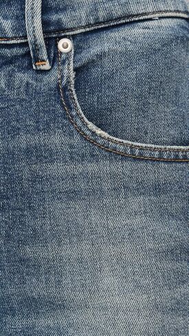 جينز Indigo783 Bootcut من شركة Good American in Kuwait