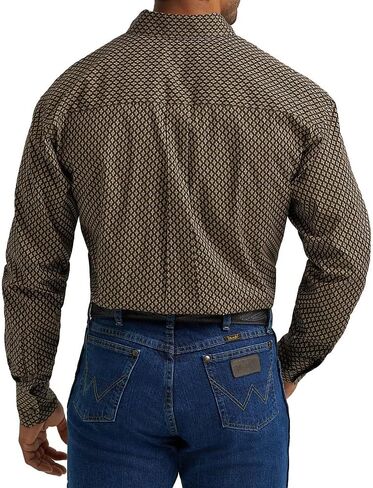 قميص Wrangler للرجال مطبوع عليه George Strait باللون البني in Saudi Arabia