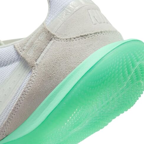 Nike Men's Soccer Low in Saudi Arabia