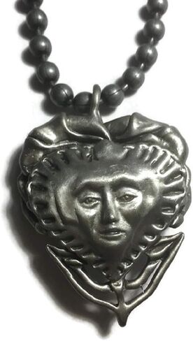 Silver Moon Bay Pirates of The Caribbean Tia Dalma Necklace in Saudi Arabia
