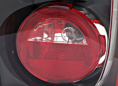 For GMC Yukon Denali/XL Tail Light Lamp 2007 2008 2009 2010 2011 Driver Left Side in Saudi Arabia