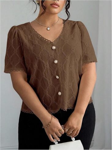 بلوزة SHENHE النسائية ذات الحجم الكبير للصيف كاجوال بفتحات علوية من الدانتيل وأزرار لؤلؤية وأكمام قصيرة in Kuwait