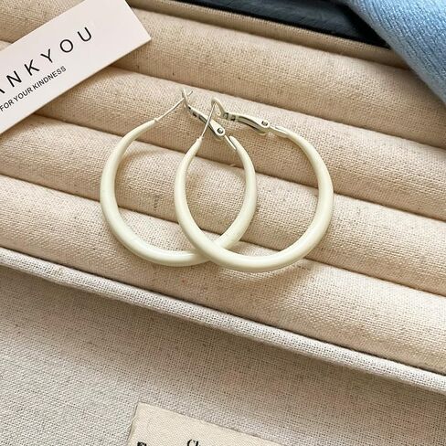 Colorful Hoop Earrings for Women Vintage Red Hoop Dangle Earrings Matte 80s 90s Large Round Loop Earring Neon Christmas Party Wedding Accessories in Saudi Arabia