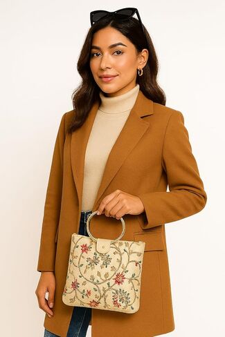 حقيبة كروس هندية عرقية للنساء | مصنوع يدويًا، مطرز، مثالي لحفلات الزفاف والمناسبات الخاصة in Kuwait