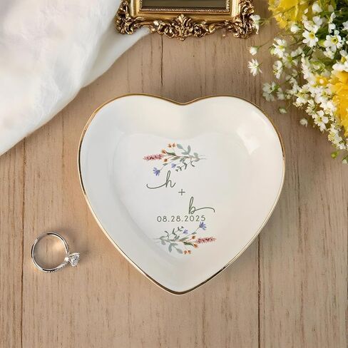 Personalized Couple Portrait Photo Ring Dish Engagement Gift, Ring Holder Dish Wedding Gift, Trinket Dish for Bride Wife, Jewelry Tray Gifts for Newly Engaged Couple Anniversary in Saudi Arabia