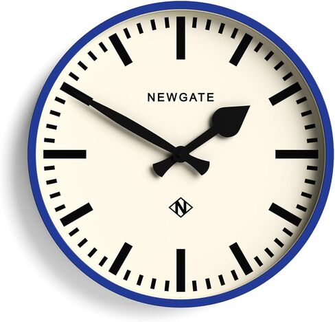 NEWGATE® ساعة حائط للسكك الحديدية رقم ثلاثة | ساعة المحطة الحديثة المستوحاة من الرجعية | 37 سم | رمادي فاخر | علامة الاتصال | طراز منتصف القرن للمطبخ أو غرفة المعيشة أو المكتب in Kuwait