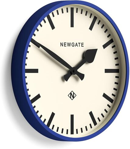 NEWGATE® ساعة حائط للسكك الحديدية رقم ثلاثة | ساعة المحطة الحديثة المستوحاة من الرجعية | 37 سم | رمادي فاخر | علامة الاتصال | طراز منتصف القرن للمطبخ أو غرفة المعيشة أو المكتب in Kuwait