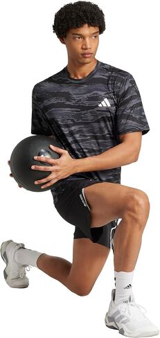 تي شيرت Adidas Men's Train Essentials مطبوع بالكامل بطبعة مموهة in Saudi Arabia
