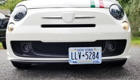iJDMTOY مجموعة أدوات نقل لوحة الترخيص بدون حفر أمامية متوافقة مع 2013-2019 Fiat 500 أو 500e مع شبكة شبكية سفلية على شكل ماسي in Saudi Arabia