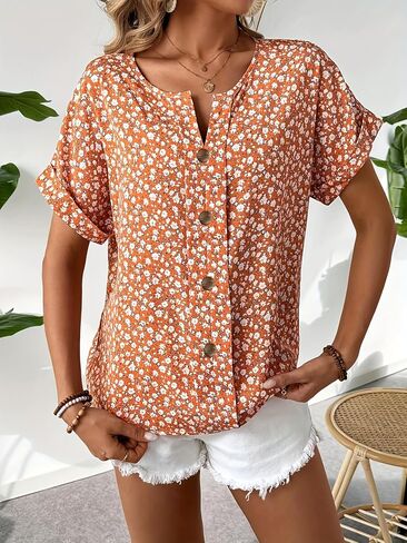 بلوزة نسائية بمقاسات كبيرة بأزرار أمامية وأكمام قصيرة، قميص صيفي كاجوال in Kuwait