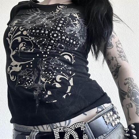 Womens Y2k Graphic Baggy Tees Shirts 2000s Gothic Grunge Emo Tops Fairycore Clothes in Kuwait