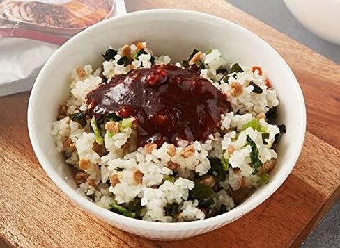 وجبة البيبيمباب بالفطر الكوري Sookwang MRE جاهزة للأكل علبتين من طبق البيبيمباب الكوري المختلط للأرز 100 جم (3.53 أونصة*2) 330 سعرة حرارية (فطر) 전투식량 in Kuwait