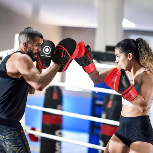 مجموعة قفازات الملاكمة للشباب من PiscatorZone، مجموعة قفازات الملاكمة وقفازات الملاكمة للأطفال، قفازات الملاكمة الرياضية، وسادات الملاكمة، مجموعة معدات الملاكمة للأطفال لفنون القتال المختلطة، الكاراتيه، التايكوندو، الملاكمة التايلاندية in Kuwait