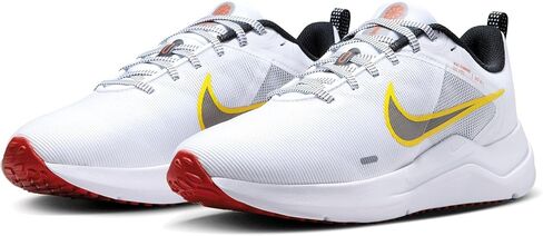 حذاء رياضي نسائي من Nike، مقاس 37.5 EU in Saudi Arabia