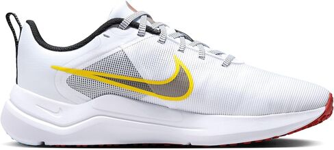 حذاء رياضي نسائي من Nike، مقاس 37.5 EU in Saudi Arabia