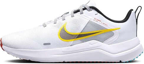 حذاء رياضي نسائي من Nike، مقاس 37.5 EU in Saudi Arabia