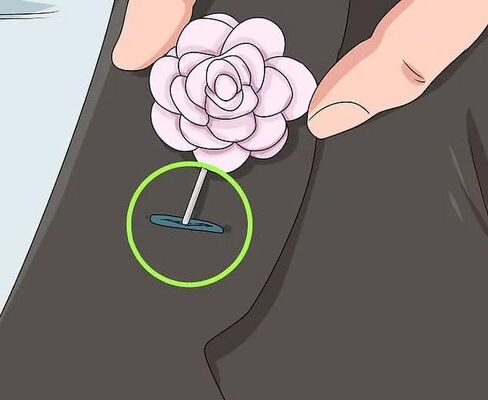 Solid Color Floral Lapel Pin in Kuwait