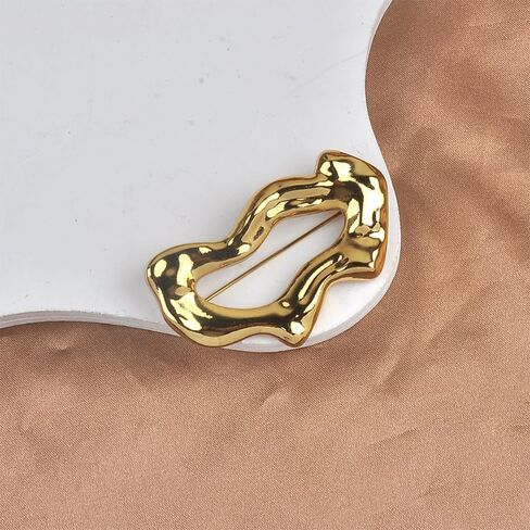 Trendy Irregular Geometric Shape Brooch Pin for Women Men Collar Brooches Lapel Pins Scarf Shawl Clip Bouquet Badge Boutonniere Corsage for Wedding Party Jewelry Dainty Dress Accessories in Saudi Arabia