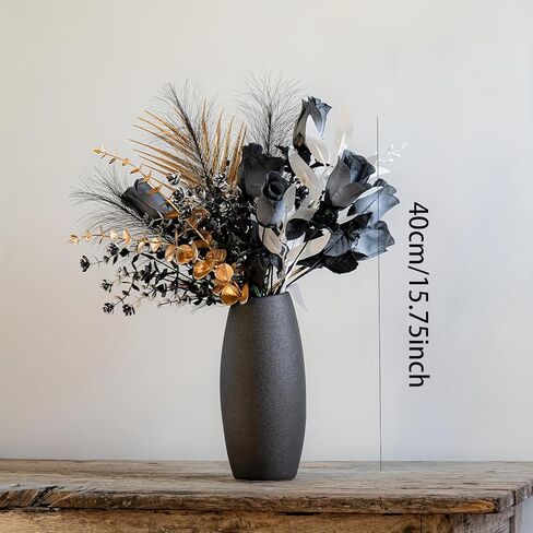 تشكيلة زهور اصطناعية من الذهب الأسود، وأوراق الورد والأوكالبتوس، قطعة زخرفية فاخرة، ديكور منزلي محايد حديث، قطعة مركزية أنيقة لطاولة الطعام، على الطراز الجمالي القوطي، ديكور الهالوين in Kuwait