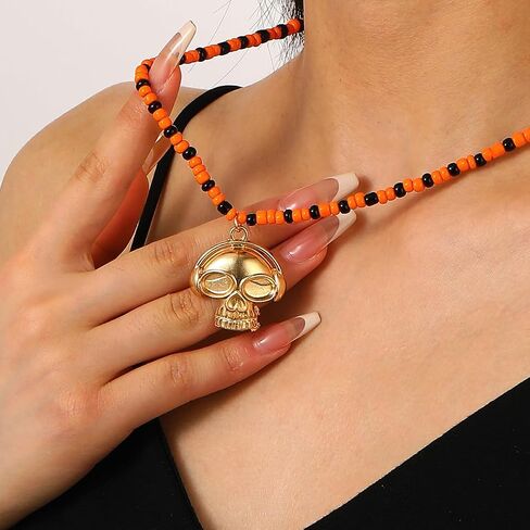 Halloween Beaded Stretch Pumpkin Pendant Necklace for Women Smiling Face Pumpkin Skull Pendant Necklace Halloween Gothic Jewelry in Saudi Arabia