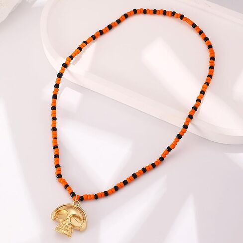 Halloween Beaded Stretch Pumpkin Pendant Necklace for Women Smiling Face Pumpkin Skull Pendant Necklace Halloween Gothic Jewelry in Saudi Arabia