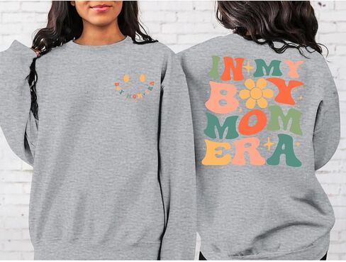سويت شيرت مضحك في My Boy Mom Era للنساء، سويت شيرت ماما لطيف برسوم جرافيك بوي أمي، قميص طويل الأكمام، بلوفر قطني in Kuwait