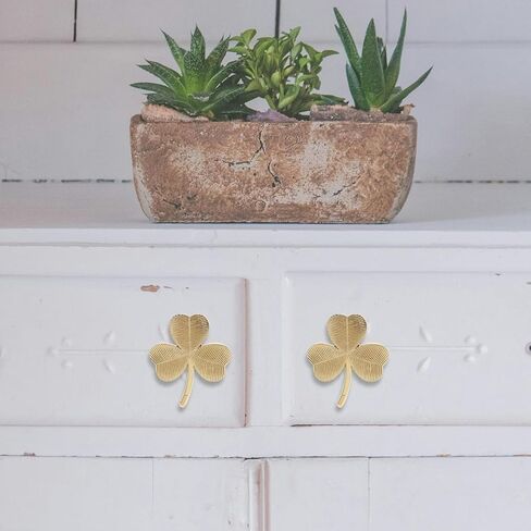 QianShi 2pcs Brass Shamrock Drawer Pull Knobs Kitchen Closet Knobs Vintage Dresser Wardrobe Door Decorative Handles Leaf Shaped Pulls Hardware Home Bedroom St. Patrick's Day Decor (Shamrock) in Kuwait