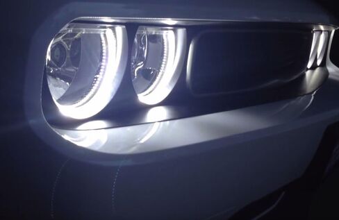 مجموعة كاملة من iJDMTOY مكونة من 4 حلقات 252-SMD LED مجموعة حلقات هالة عين الملاك مع سرج مرحل متوافق مع 2008-2014 دودج تشالنجر لايت التحديثية، زينون أبيض in Saudi Arabia