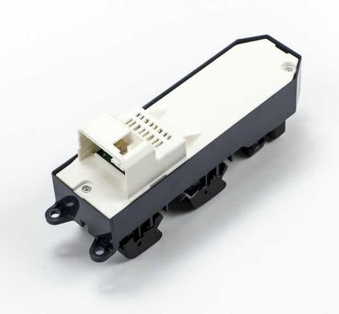 1PCS Door lifter button front L one key lift OEM 84820-02400 8482002400 8482002400 in Saudi Arabia