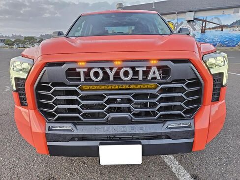 عدسة فلتر صفراء انتقائية 2500K من iJDMTOY، متوافقة مع Toyota 2022-up Tundra، 2023-up Sequoia TRD Pro OEM Grille Lightbar (تصميم غير دائم، سهل الارتداء والخلع) in Saudi Arabia