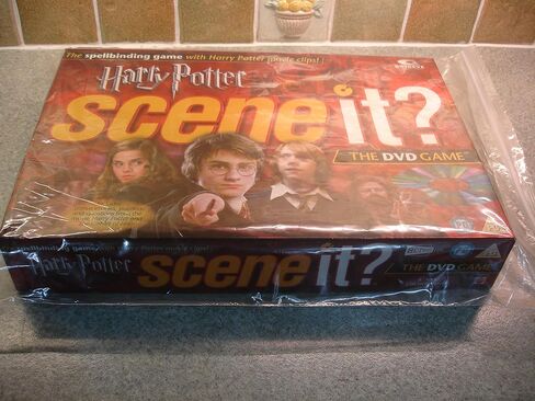 لعبة Harry Potter Scene It DVD مع صور وأسئلة إضافية (إصدار 2005) من شركة Mattel in Saudi Arabia