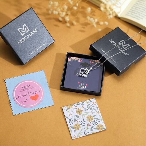 هدايا التخرج من M MOOHAM لها 2024، 14 قيراط مطلية بالذهب الأبيض تشيكوسلوفاكيا قبعة التخرج القلب قلادة القلائد الأولية للنساء في سن المراهقة الفتيات المدرسة الثانوية هدايا التخرج لها in Kuwait