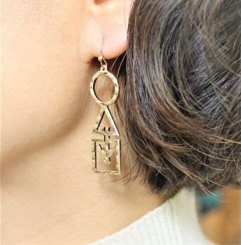 أقراط متدلية هندسية خفيفة الوزن من POMINA أقراط متدلية هندسية بلون ذهبي غير لامع متصلة بدائرة بيضاوية مسدس خطي متدلية للنساء in Kuwait