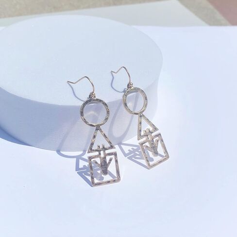 أقراط متدلية هندسية خفيفة الوزن من POMINA أقراط متدلية هندسية بلون ذهبي غير لامع متصلة بدائرة بيضاوية مسدس خطي متدلية للنساء in Kuwait