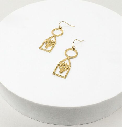 أقراط متدلية هندسية خفيفة الوزن من POMINA أقراط متدلية هندسية بلون ذهبي غير لامع متصلة بدائرة بيضاوية مسدس خطي متدلية للنساء in Kuwait