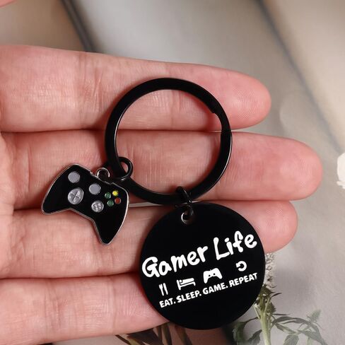 هدايا الألعاب، سلسلة مفاتيح لمشغل ألعاب الفيديو لمحبي الألعاب، الرجال والنساء، الصديق، الزوج، عيد الميلاد in Kuwait