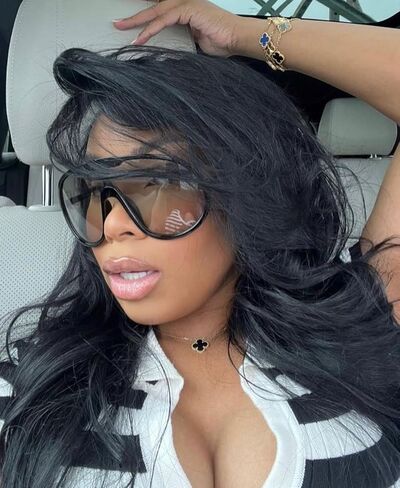 Trendy Oversized Sunglasses for Women Men Fashion Shield Big Aviator Sun Glasses UV400 Protection Goggles in Kuwait