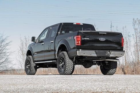 طقم رفع التعليق Rough Country 6 بوصة لـ 2011-2014 Ford F-150 2WD - 57330 in Saudi Arabia