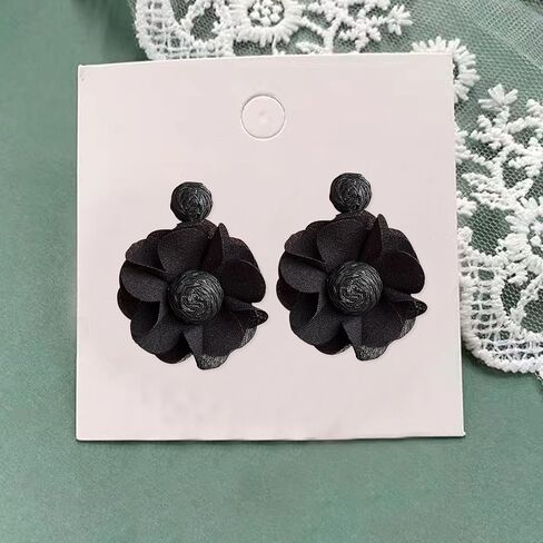 Rattan Flower Drop Earrings Raffia Dangle Boho Statement Earrings for Women in Saudi Arabia