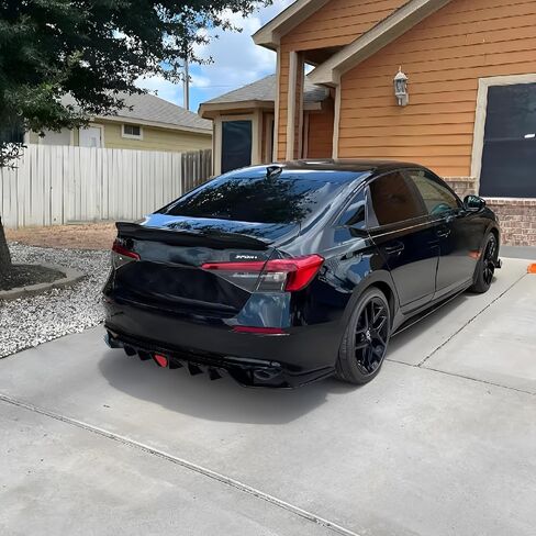 ناشر المصد الخلفي متوافق مع 2022 2023 2024 2025 Honda Civic Sedan مع ضوء LED (أسود لامع) in Kuwait